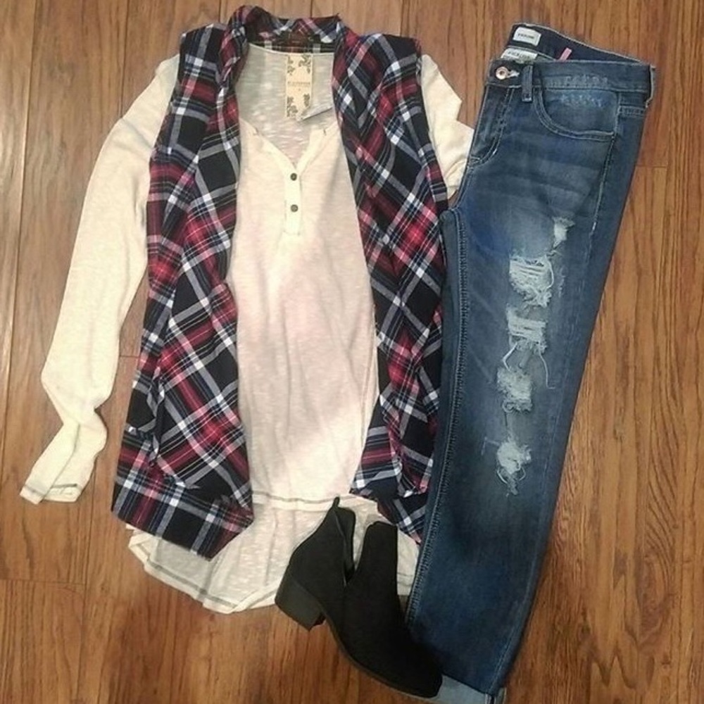 Runway 7 Plaid flannel vest